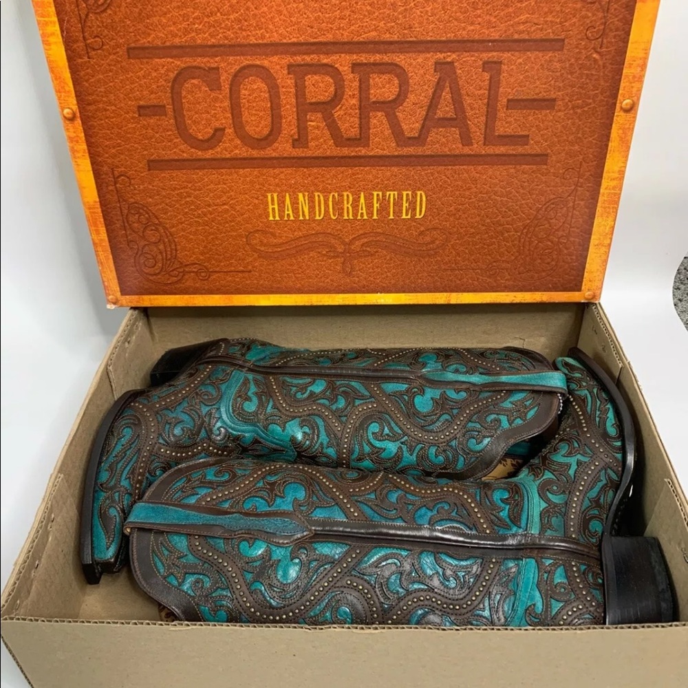 NIB Corral boots